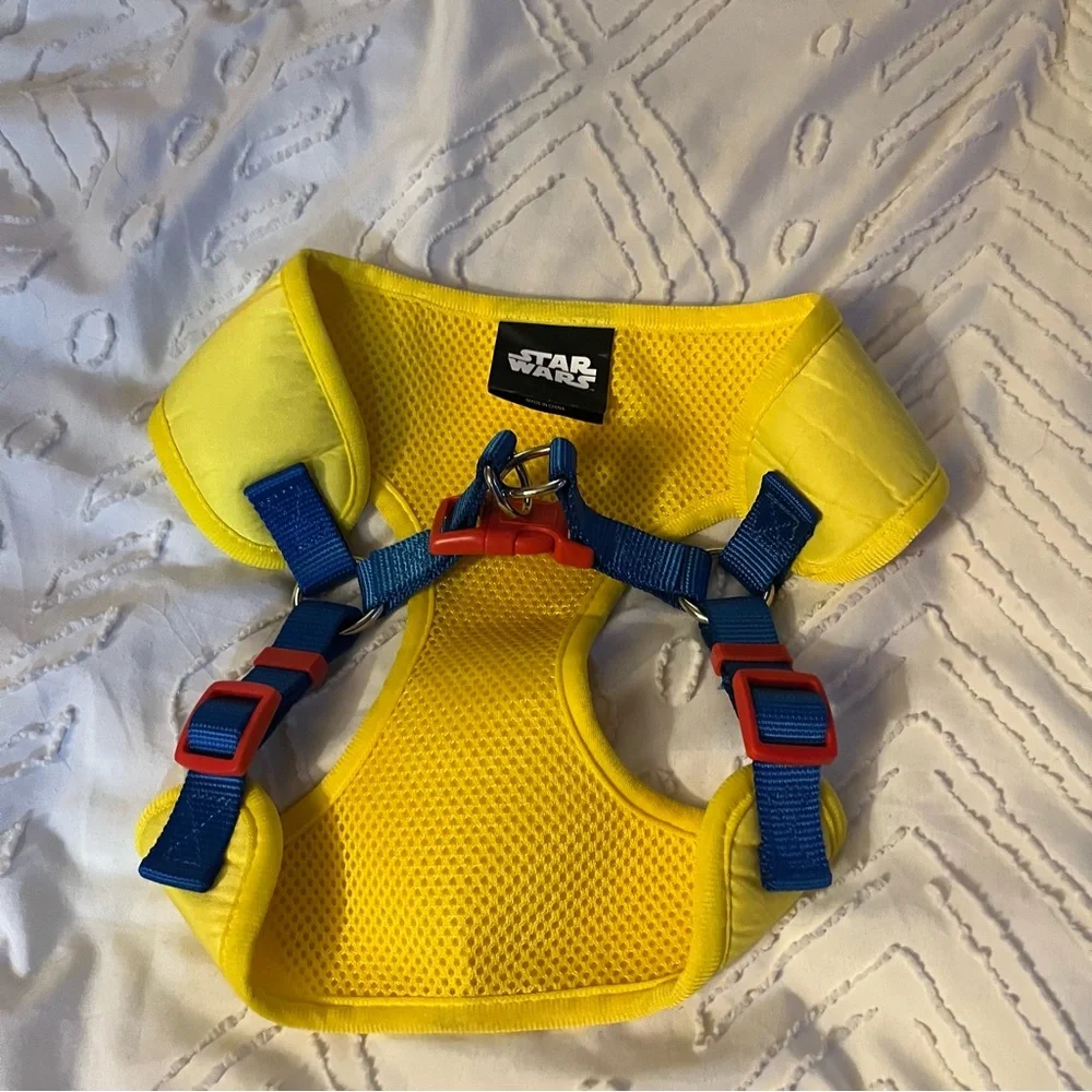 Yellow STAR WARS C3PO No Pull Dog Harness for Large Dogs, Machine Washable